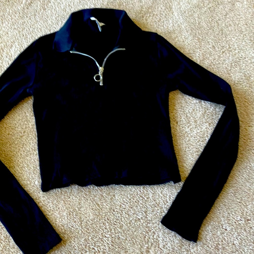 Top shop 100% cotton ribbed crop top black. Long sleeve excellent condition